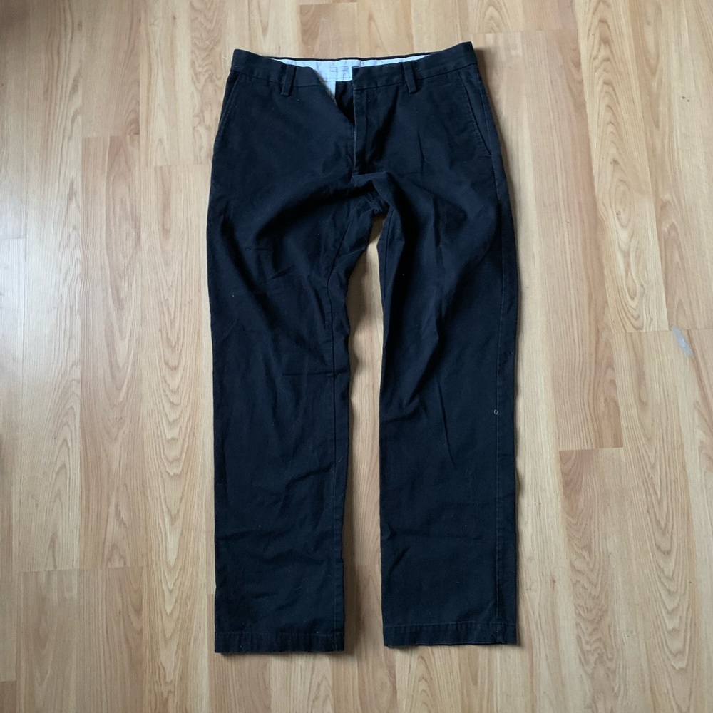 Old navy black khaki pants